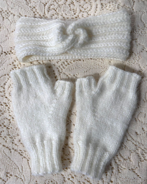 Gloves and Matching Headband